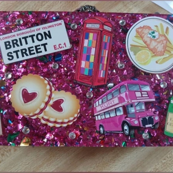 Kurt Geiger NWT/NIB RARE Barbie Pink Glitter London Clutch Or Crossbody - Picture 16 of 16
